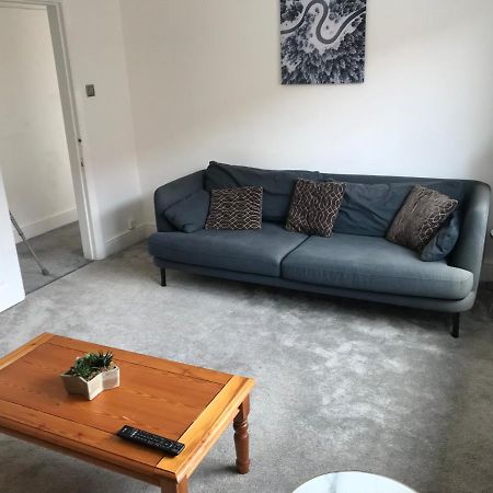 4 Bedroom Property Which Sleeps 8 Very Close To The Harry Potter Studio And Watford Junction Екстер'єр фото