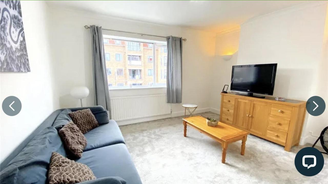 4 Bedroom Property Which Sleeps 8 Very Close To The Harry Potter Studio And Watford Junction Екстер'єр фото